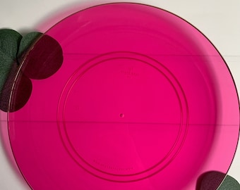 Hot Pink Plastic Dinner Plates with Gold Rim - Set of 10