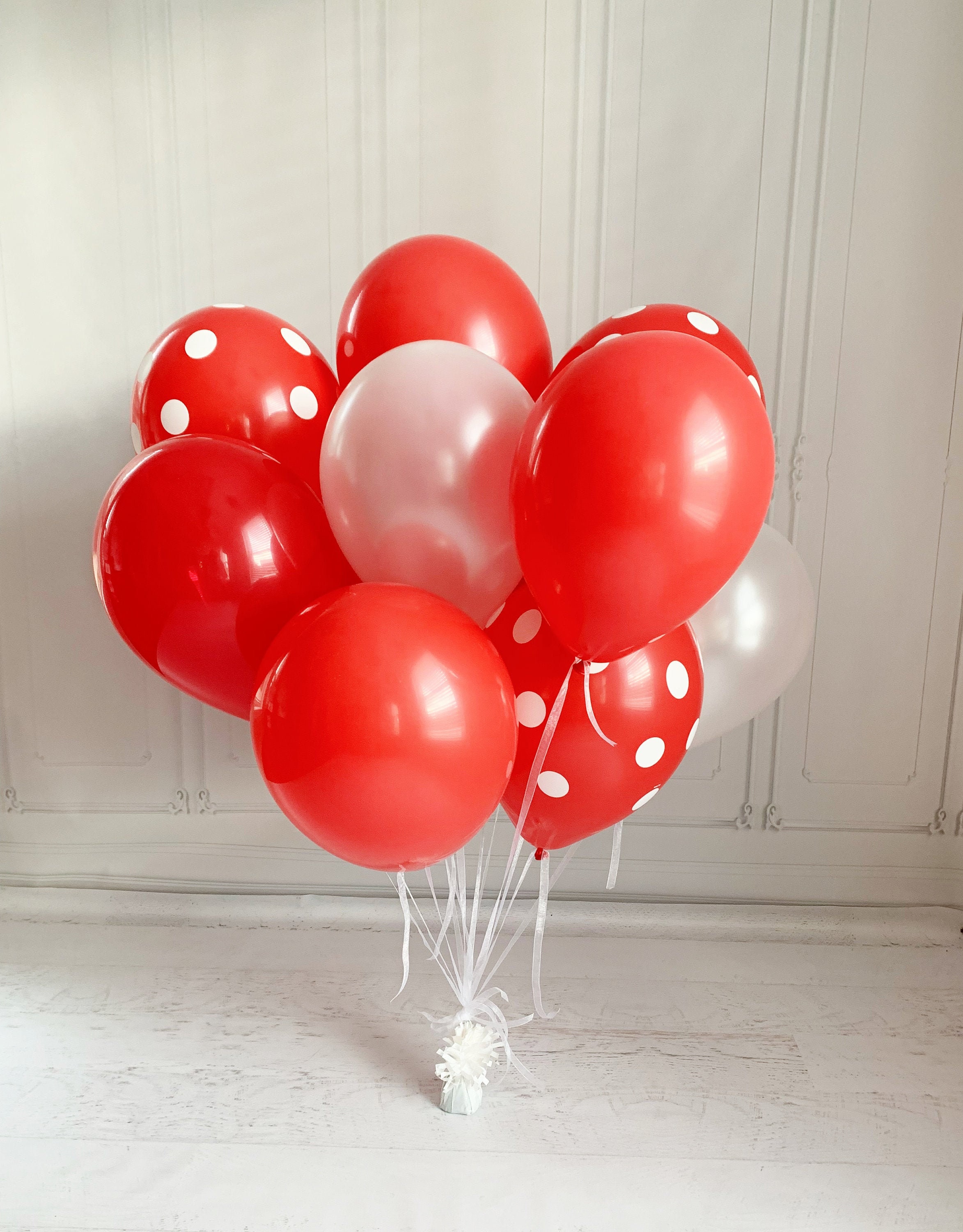 Baby Q Red White Balloon Bouquet