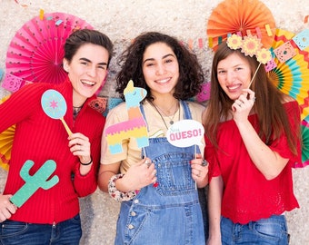 Cinco De Mayo Photo Booth Props: Fiesta Party Decorations, Set of 7