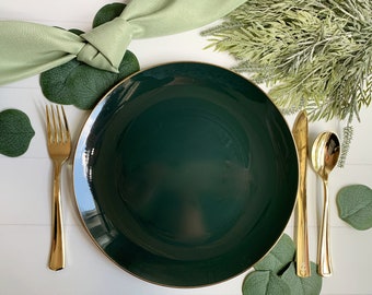 Emerald Green with Gold Dinner Plates - Plastic | Set of 10 Truly Elegant Disposable Plates