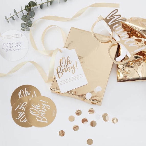 pass the present baby shower game