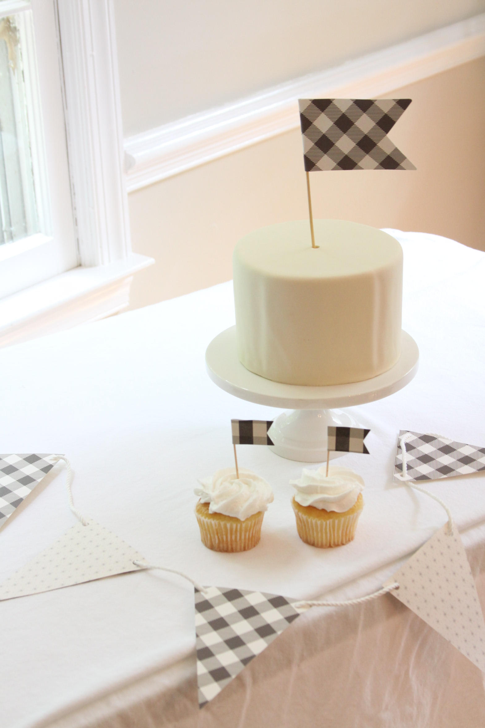 Buffalo Check Cupcake Toppers: Rustic Wedding BBQ Decor - Set of 12 - Etsy