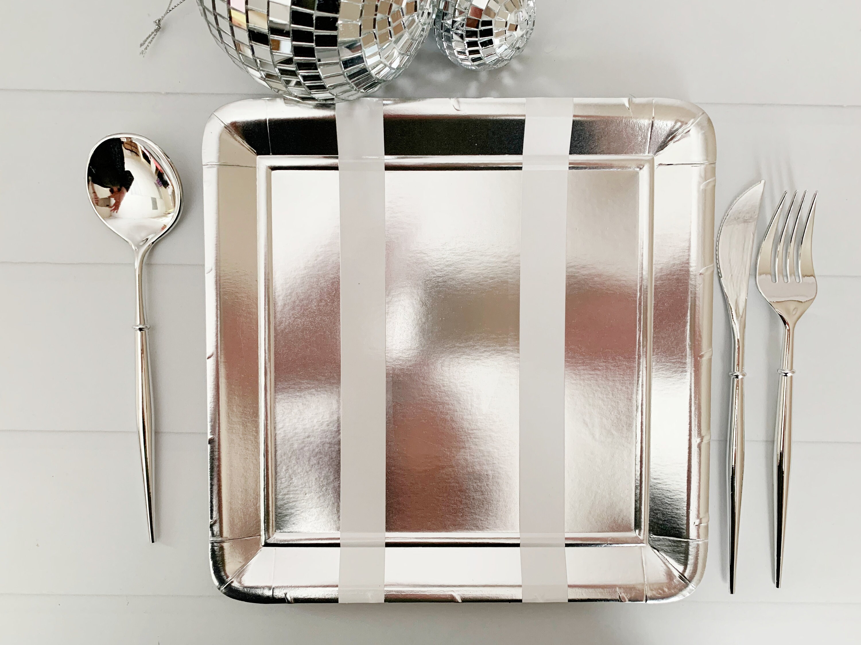 Disco Dinner Plates Silver Striped