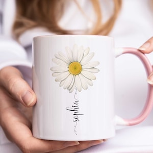 Personlig prästkragemugg: Anpassad kaffekopp med vildblommor 11oz White w/ Pink