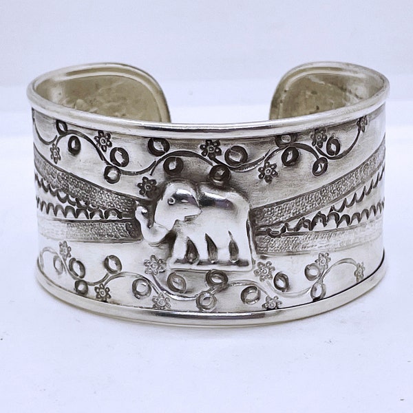 Thailand hill tribe bracelet in high quality silver - Thai elephant