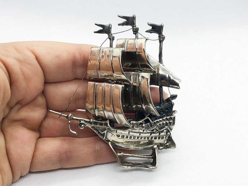 Beautiful model of Galleone Pirate 3-massaid veil in silver microfusion 925 Italy 60 collectible silvers
