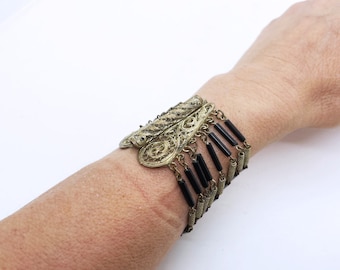Antique ethnic Ottoman Middle Eastern bracelet in gold plated sterling silver filigree and black stone 1920/1930