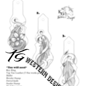 Puede incluir: Un dibujo en blanco y negro de tres diseños diferentes de llaveros. Los diseños presentan una flor, una pluma y una pluma con un remolino. El texto "Key Fobs" está en la parte superior de la página y "KG Western Designs" está en la parte inferior de la página.