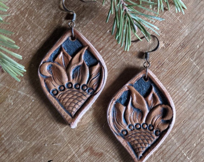 Hand Tooled Leather Carved Sunflower Earrings