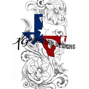 Könnte beinhalten: Eine Schwarzweiß-Zeichnung des Bundesstaates Texas mit der Flagge von Texas darübergelegt. Die Zeichnung ist von stilisierten floralen Designs umgeben.