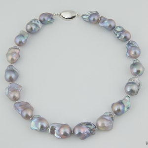 Collares grandes de perlas barrocas grises de agua dulce. ¡Hechos a medida! Elige la tira, el largo, el tipo de nudo o los espaciadores.