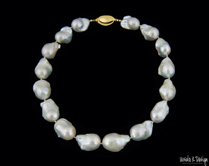 Baroque Pearl Necklaces