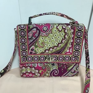 Vintage Vera Bradley &quot;Very Berry&quot; purse, retired pattern, 1990s.