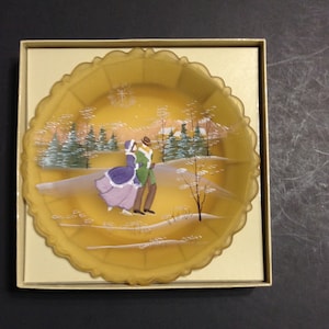 Fenton Limited Edition plate, 3rd in Christmas Star series, Star of Wonder, designed by Frances Burton, hand painted by J Robinson, 1996.