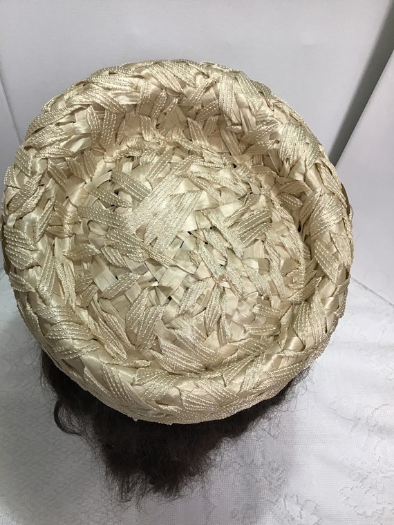 Vintage Vogue Mont woven straw-ribbon pillbox hat… - image 4