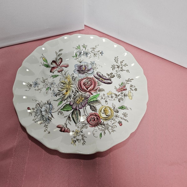 Sheraton dinner plates by Johnson Bros England, price is for ONE plate only, 1944-1982.