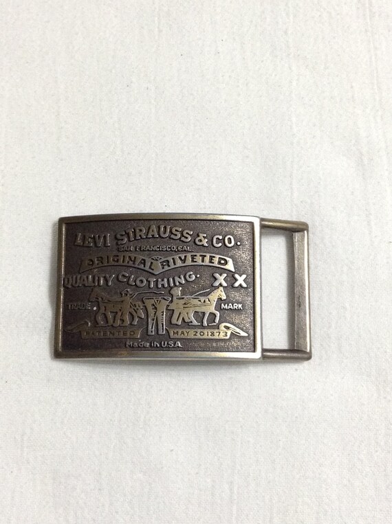 levi strauss belt buckle value