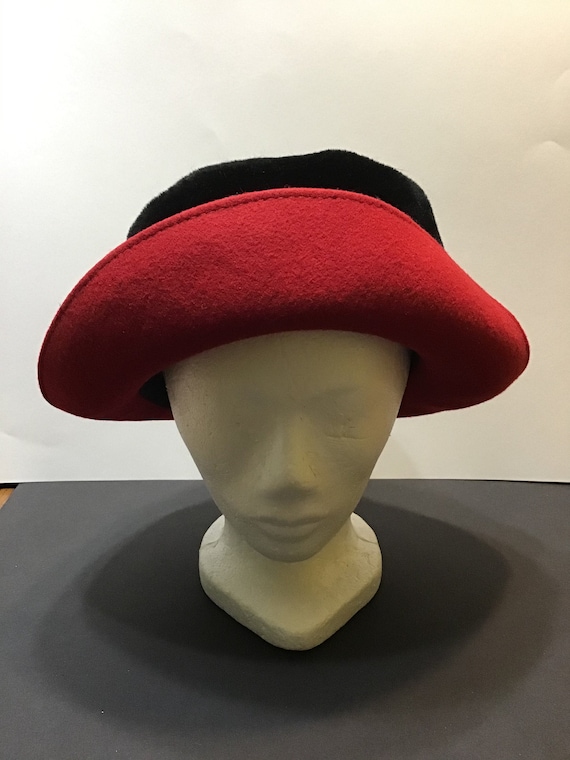 1980s Vintage Red & Black Wool Felt Hat, via Tornabuoni 