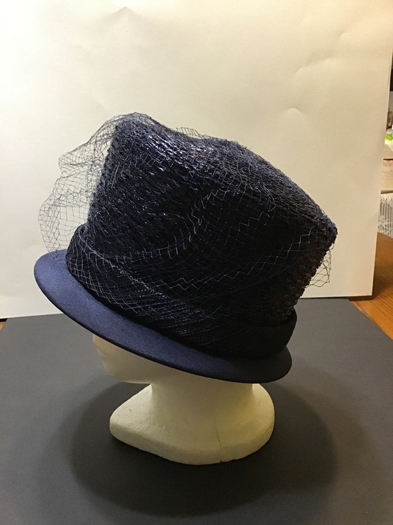 Vintage Doris Designed Navy Straw Hat with Netting, R… - Gem display picture 1