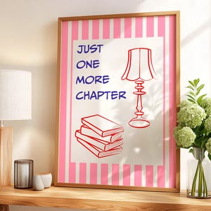 Arte de pared "Un capítulo más", acogedor arte imprimible de libros, impresión del club de los amantes de los libros, póster rosa de moda con temática de libros, regalo para lectores, decoración del hogar preppy