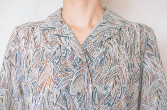 Short sleeve blue and brown abstract printed dres… - image 2