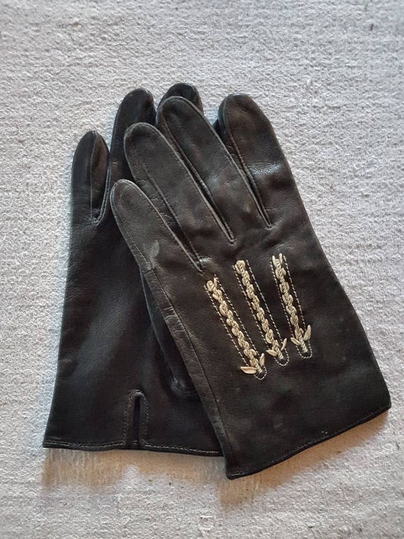 Matsuda gloves