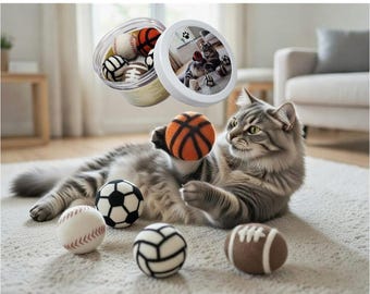 Juguete para gatos hecho a mano con pelotas deportivas de lana, cápsulas de hierba gatera y frasco recargable.