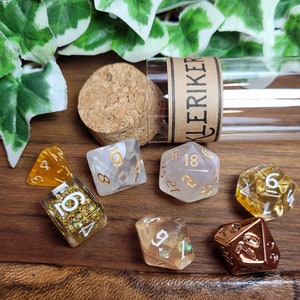 Cleric dice set, dice for Dungeons & Dragons or other pen and paper role playing games Design 6