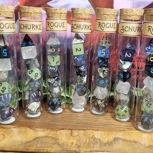 Juego de dados Rogue, dados para Dungeons & Dragons u otros juegos de rol de lápiz y papel.