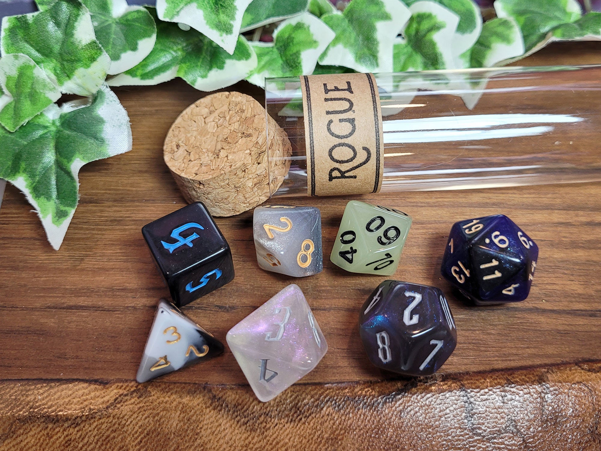 Rogue Pen Rogue Dice Set, Dice for Dungeons & Dragons or Other Pen and Paper Role ...
