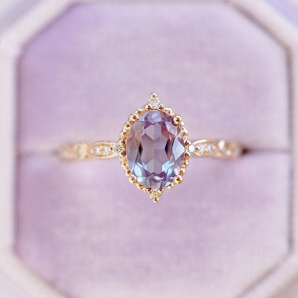 Alexandrite Engagement Ring Vintage Alexandrite Engagement Ring Alexandrite Wedding Ring Rose Gold Alexandrite Ring Set Color Changing Stone