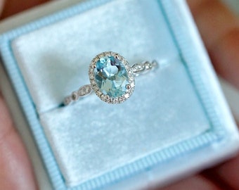 Aquamarine Engagement Ring Sea Blue Aquamarine Wedding Ring Aquamarine Wedding Set Oval Aquamarine Ring With Diamonds Engagement Ring Set