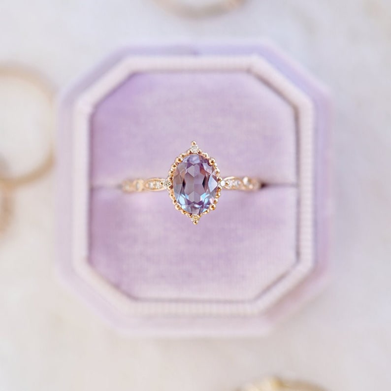 Alexandrite Engagement Ring Vintage Alexandrite Engagement Ring Alexandrite Wedding Ring Rose Gold Alexandrite Ring Set Color Changing Stone image 1