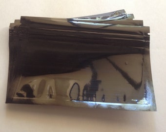 Sacchetto con cerniera in Mylar nero e trasparente, termosaldabile, antiodore, 5x3,5"