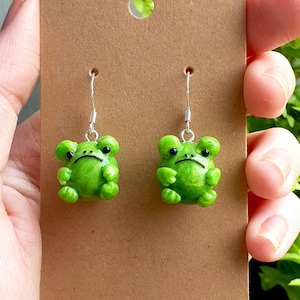 Grumpy Frog Earrings - Polymer Clay Gift - Japanese Frog Earrings