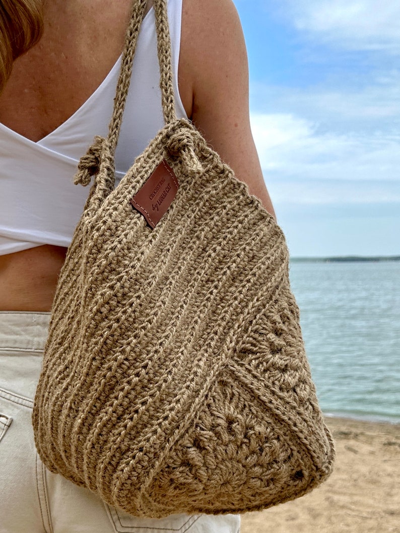 PDF-MÖNSTER, Virkad väska, Mormor Fyrkantig Hobo-väska bild 9