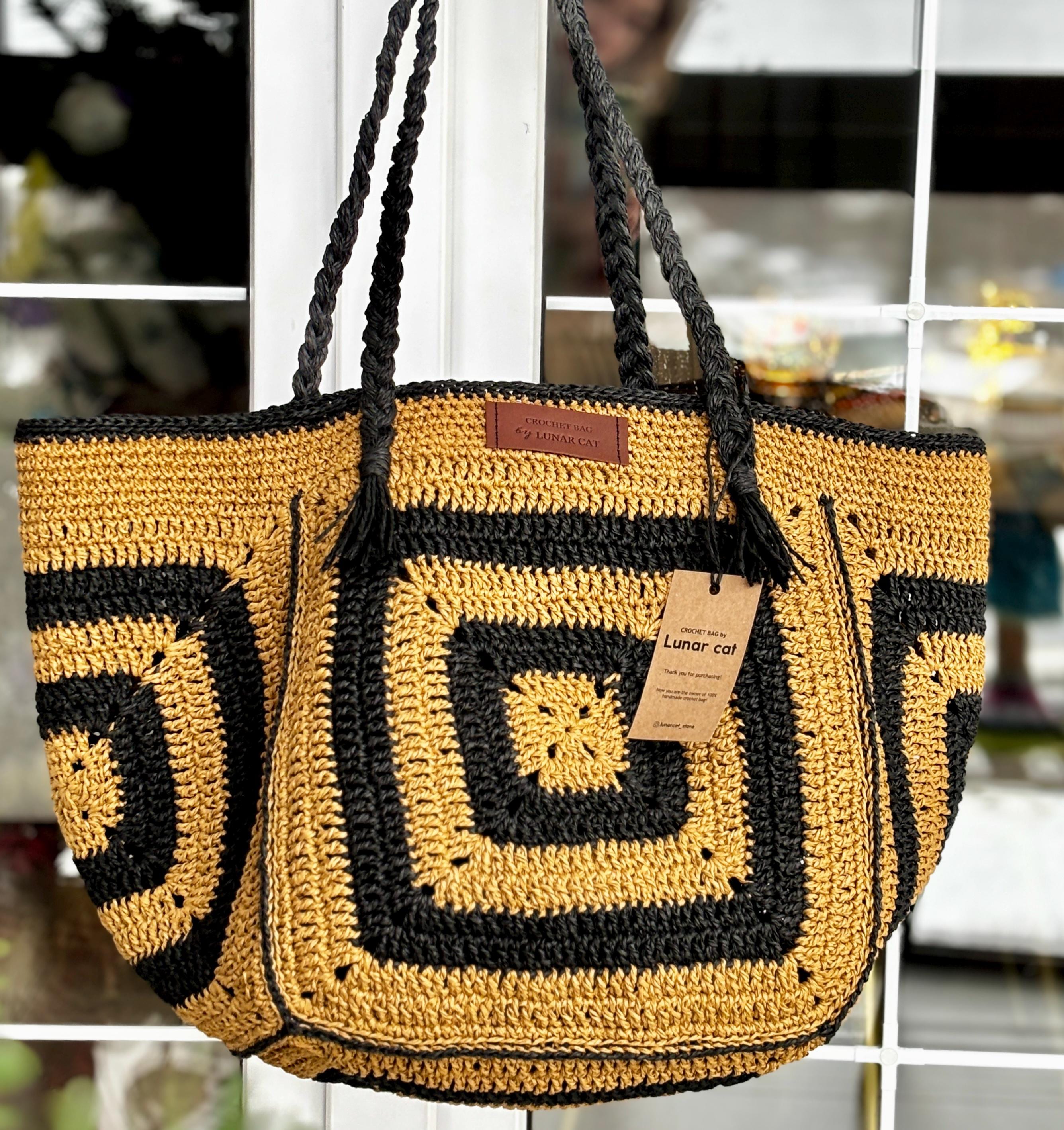 ハンドバッグ Antique crochet bag Crochet Bag Pattern, Granny Square Raffia Tote, Handmade Straw