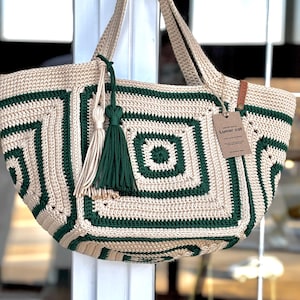 VIRKMÖNSTER Mormors fyrkantiga virkad väska, Grandma Five Bicolor Edt., Virkad väska, Damväska, Handledning för tygväska