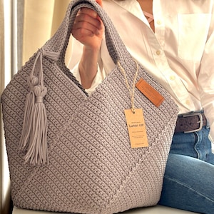 Anleitung auf Deutsch, Crochet Bag Pattern: QUADRATISCHE TASCHE (PDF),