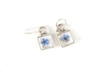 Itsy forget-me-not square earrings clear resin gift for girls botanics in resin dainty jewelry flower lover gift