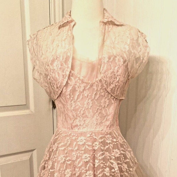 Vintage 1950s strapless prom dress w lace bolero dusty pink asymmetrical cupcake