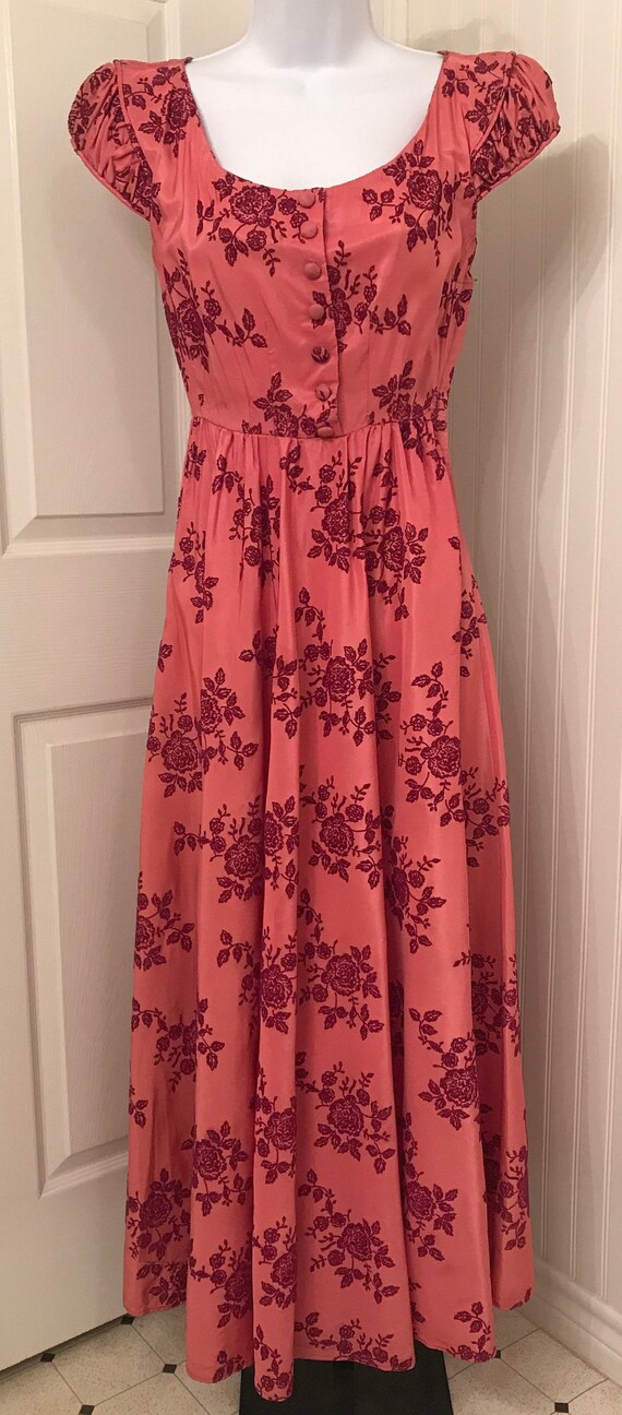 Vintage 1940's party dress, dark pink taffeta with