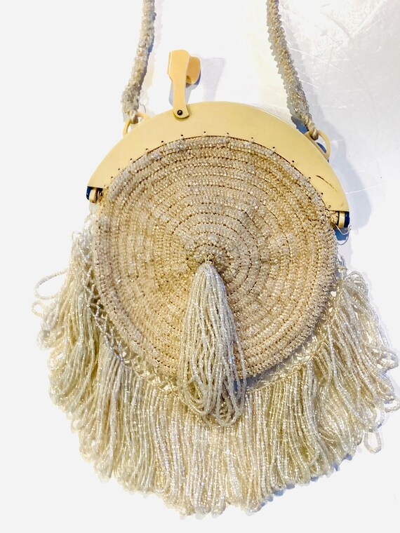 Vintage 1920s 1930s white beaded flapper bag cell… - image 9