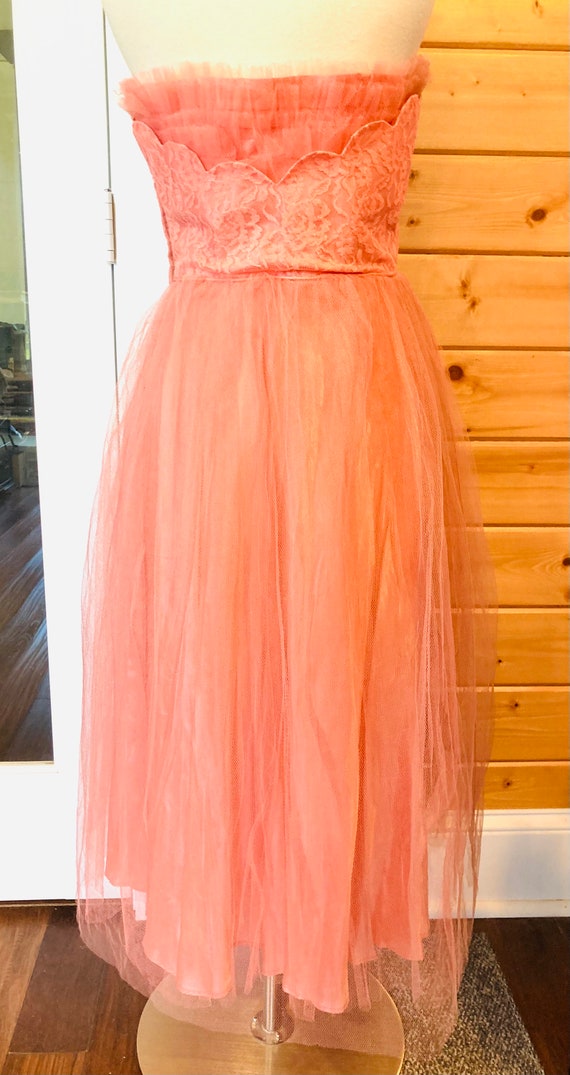 Vintage 1950s strapless pink prom dress, cupcake … - image 4