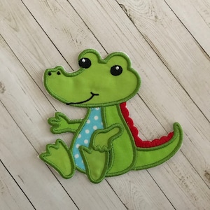 Alligator Patch, Alligator Applique, Embroidered Alligator, Iron on Patch, Applique Patch, Embroidered Alligator Patch, Baby Alligator Patch