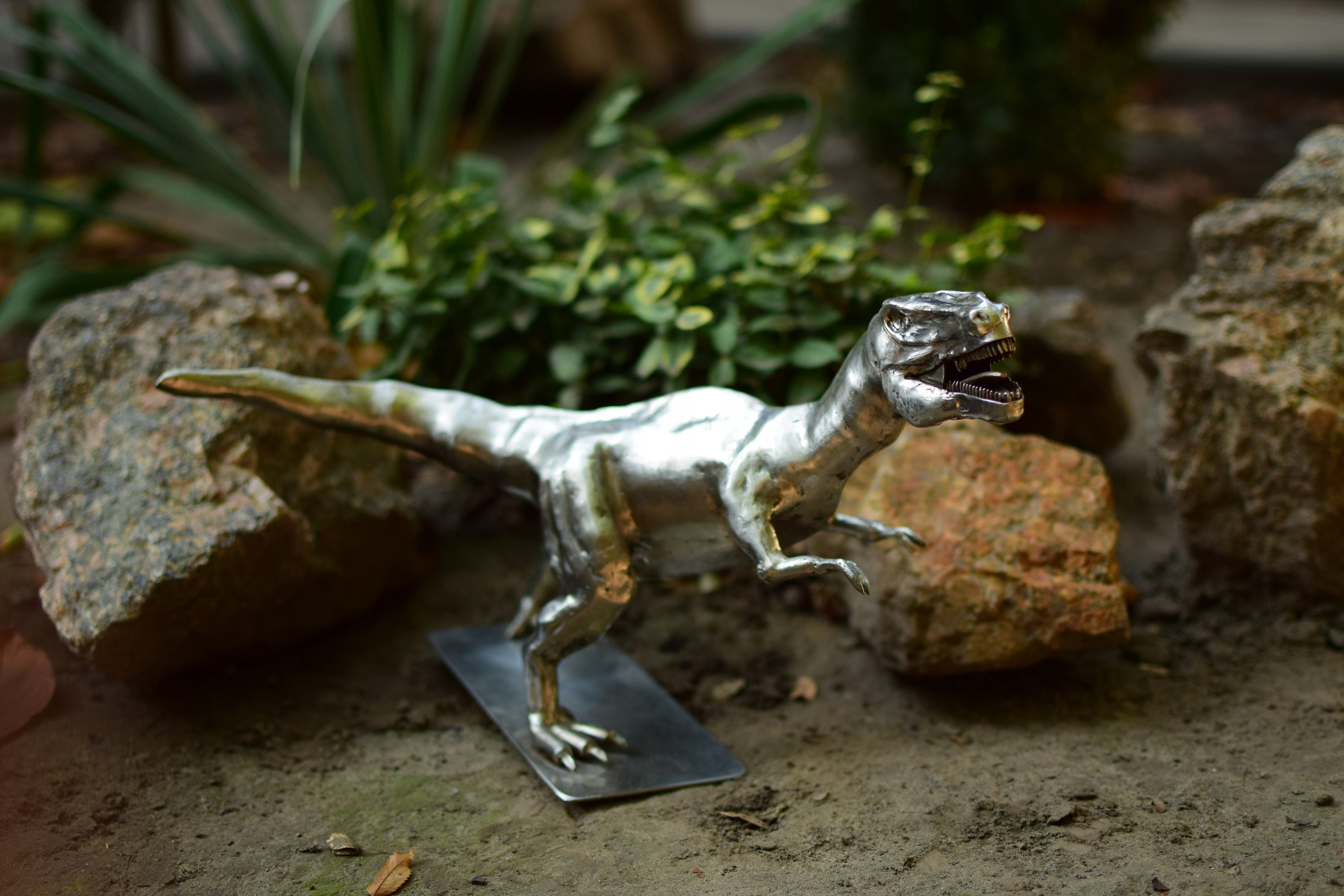 Dinosaurs gained a huge popularity boost in 1993, with the.web Tyrannosaurus Rex metal sculpture dino jurassic park Etsy