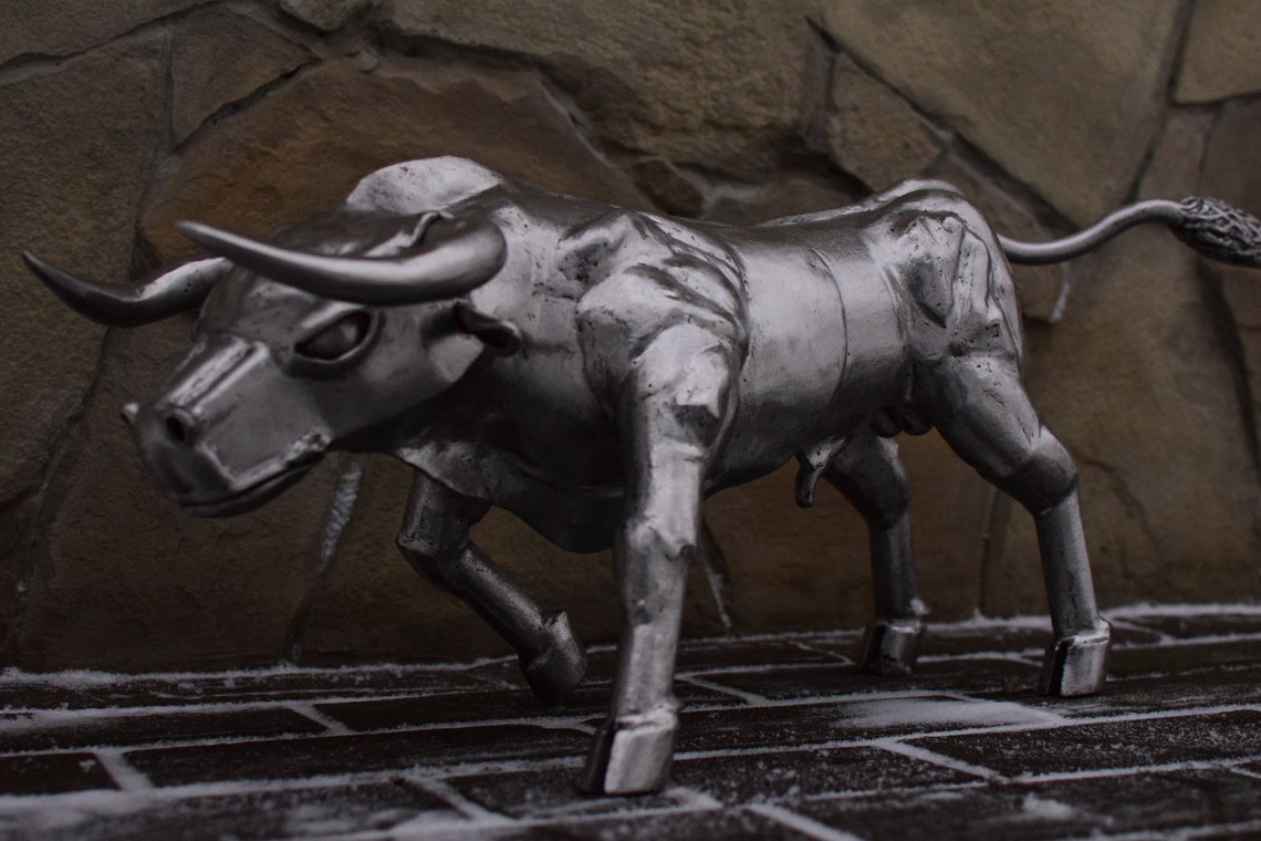 Bull metal stainless steel sculpture attacking position Etsy