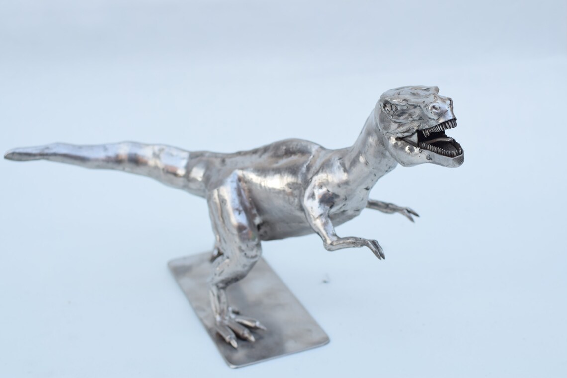 #dinosaurs #touristspot #virginiabeach #jerrassicpark the park was small as far as the area is concern however it is.web Tyrannosaurus Rex metal sculpture dino jurassic park Etsy