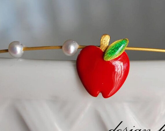 Red Enamel Apple Pearls Sterling Silver Goldplated Jewlery Handmade Necklace Birthday Girlfriend Beauty Forbidden Fruit Passion Love Woman