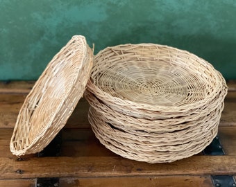 Vintage Wicker Plate Holders | Vtg Natural Woven Plate Supports | Vintage Outdoor Camping, Cooking, Picnic, BBQ